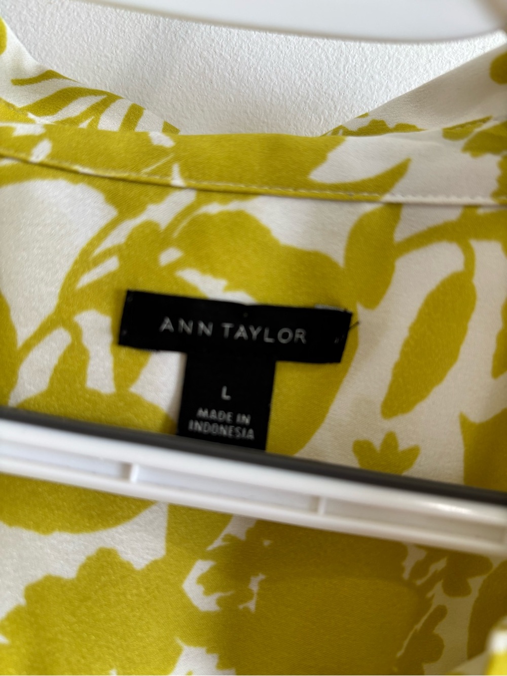Ann Taylor White and Yellow Floral Button-Up Blouse - Picture 2 of 3